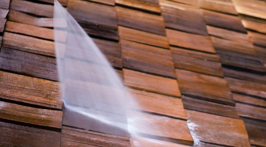 Professional gutter cleaning in Youngstown, PA